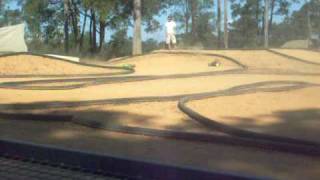 simon holgerson rc8t 3rd truggy qualifyer snake gully gold coast off road [upl. by Etnaid189]