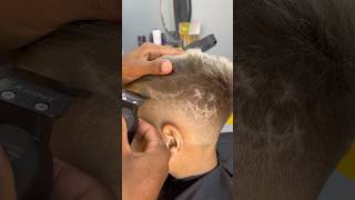 Desenho no cabelo freestyle [upl. by Lhamaj]