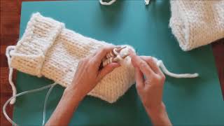 The Kitchener Stitch to Bind off the Toe of the Chunky Knit Christmas Stocking Video 4 of 4 [upl. by Vida878]