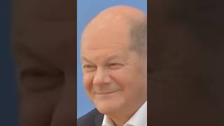 OLAF SCHOLZ quotER KANN SICH NICHT ERINNERN shorts [upl. by Jonah123]