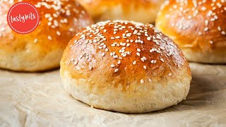 So machst Du die besten Brioche Burger Buns [upl. by Fernand11]