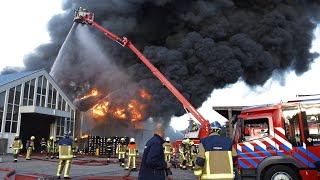 GRIP 2 GROOT UITSLAANDE BRAND UIT LOODS OP DE HERENWEG IN HEEMSTEDE [upl. by Enyaj]