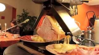 Raclette traditionnelle [upl. by Drice]