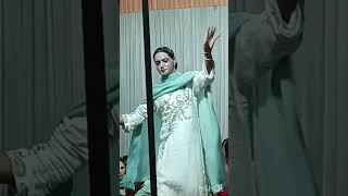 Rajmalun Mai Kus Wani Wariewan Manz Khanmouji By Boya dancer kashmiri song 2024 kashmiri [upl. by Achilles]