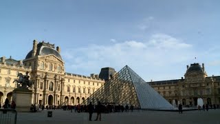 Un record de fréquentation pour le Louvre en 2018 [upl. by Ellennod]