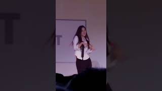 Apink Chorong 초롱 APT cover apink dancecover [upl. by Ahsiemaj]