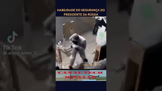 Habilidade do Segurança do Presidente Russo canaltechmilitar [upl. by Notsniw]