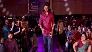 Trending Sarkar Vijays Mass Entry  Director Rams Attitude  Vijays Smile at the end [upl. by Juakn]