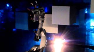 Futuroscope  Danse avec les robots Niv2 [upl. by Sinnel]