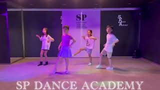 KPOP dance  키즈반 저학년부  TXT  내일에서 기다릴게  cover dance [upl. by Mcclimans]