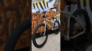 2023 Kink  Drifter Gloss Wolf Grey BMXbike KinkBMX KinkDrifter 2023KinkDrifter BMXcruiser [upl. by Carmina]