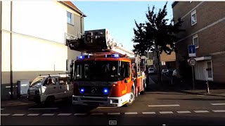 SCHÖNE FAHRZEUGE 2x RTWHLFTMB Feuerwehr Frechen [upl. by Enirehtacyram]