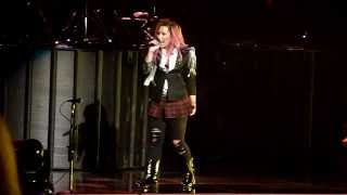 The Middle and Really Dont Care  Demi Lovato  Neon Lights Tour  Vancouver 2914 [upl. by Shaer]