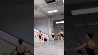 Ballet Class Entrechat in combination with pirouettes in 5th position ballet dance [upl. by Avehs]