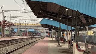 Wap7 Coalfield Express chasing Wap5 NewJalpaiguri Shatabdi Express [upl. by Ilek]