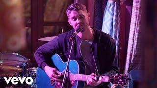 Brett Young  In Case You Didnt Know Live Acoustic [upl. by Shore]