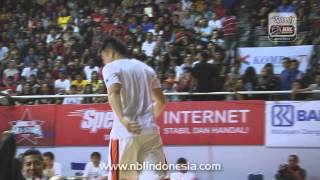 Highlight NBL AllStar 2013 Honda Beat Slamdunk Contest [upl. by Hgielrebmik287]