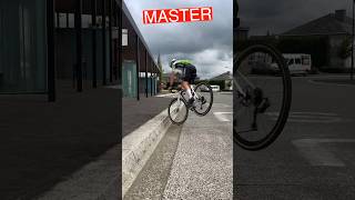 ARE U A BEGINNER OR A PRO CYCLIST 🔥🚴‍♂️🔥Follow my Channel cycling cyclisme bike [upl. by Larochelle402]