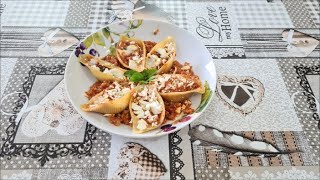 Conchiglioni ripieni ricetta facileStuffed conchiglioni pasta easy recipe [upl. by Sirret]