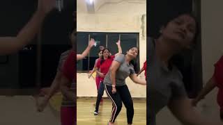 Shola jo bhadake Dil mera Dhadake ❤️like subscribe dance letsdoyoga pallavifitness [upl. by Annairam]