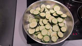 Gratin de courgettes au four [upl. by Silvana]