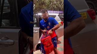 DINESH KARTHIK AT M CHINNASWAMY STADIUM FOR PRACTICE SESSION  RCB VS GT  IPL 2024  BoldBrigade [upl. by Lyndsey]