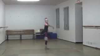 32 fouettés en tournant spanish ballet dancer 9 years old [upl. by Perren]