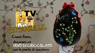 Come decorare un uovo di Pasqua con la pasta di zucchero [upl. by Irved169]