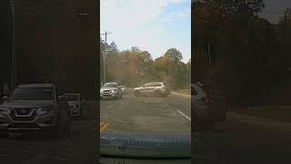 speeding idiot idiotsincars [upl. by Cyd748]