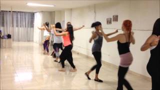 Bailando Karsilama en la Academia de Danza Maria Isabel Angel [upl. by Eiznikam]