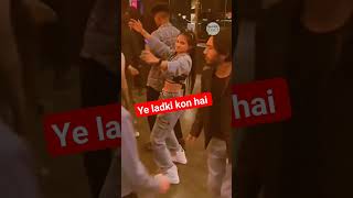 angreji beat gane par dance karti viral ladki kaun hai virelgirl virelsort honeysingh [upl. by Tecu]