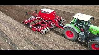 Seeding with Fendt 930 and Kverneland UDrill 6001 [upl. by Nywrad]