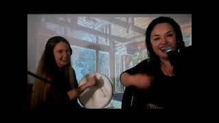 Online Concerts  Helen Leahey feat DILLIGARA [upl. by Hugon190]