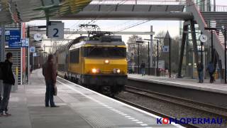 NS Treinen op station HalfwegZwanenburg 11 januari 2013 [upl. by Fulton841]