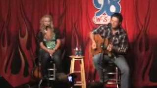 Blake Shelton amp Miranda Lambert  Nobody But Me [upl. by Orly602]