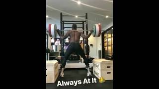 Lebron James BACK IN GYM as a LAKER doing SQUATS for the first time AFTER VACATION 71018 [upl. by Chaim557]