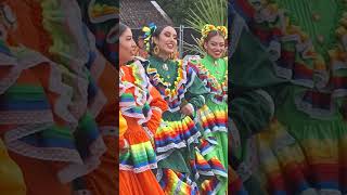 Beautiful Mexican dancers 🌺🌼🪷 mexico mexican dance baile music musica beautiful latindance [upl. by Eitsud]