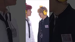 Jimin Lachibolala💜whisper challenge game💜🥰bts cutelife status jimin suga jin jhope 🥰💜💜🤭😁👑🤣💜 [upl. by Ardied154]