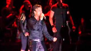 Tarkan in Azerbajain FULL Performance [upl. by Gerkman]