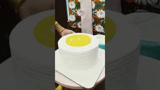 Cake decorating yellowcake cake birthdaycakedecorating [upl. by Biebel]