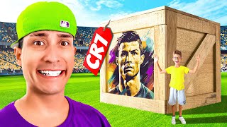 Compramos a MAIOR Caixa Misteriosa de FUTEBOL do CRISTIANO RONALDO CR7 [upl. by Deacon]