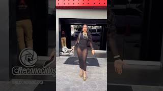 CARO BRITO LLEGANDO A SIN FILTRO eledificiorojo sinfiltroradioshow carobrito alofoke viral [upl. by Eylatan]