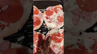 Viennetta cheese best meals bong within Pizza [upl. by Winther]