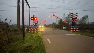 Spoorwegovergang Zenderen Avond Editie  Dutch railroad crossing Evening Edition [upl. by Roanne]