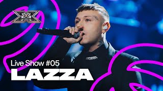 Lazza porta PANICO sul palco di X Factor 2022 [upl. by Ayerdna301]