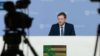 Sachsens Ministerpräsident Kretschmer kündigt strengen Lockdown ab Montag an [upl. by Franz]