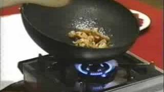 How to use chopsticks and stir fry Martin Yan Part5 [upl. by Thrift]