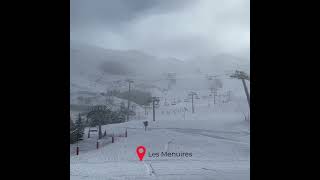 La neige est arrivée sur les stations savoyardes [upl. by Ennairol]