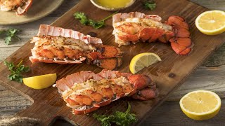 Recette  Homard grillé au beurre destragon [upl. by Medwin]