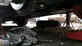 Mercedes w202 c230 suspension rebuild Part2 rear suspensio [upl. by Leahcimed]